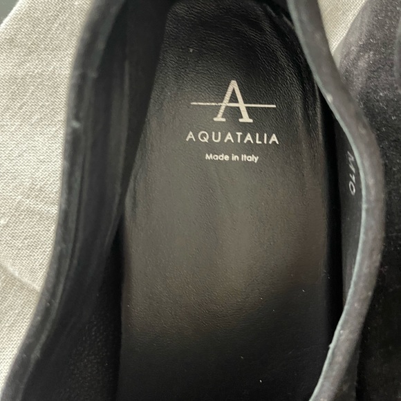 Aquatalia size 10 black Revy suede loafers - like new - Picture 2 of 4